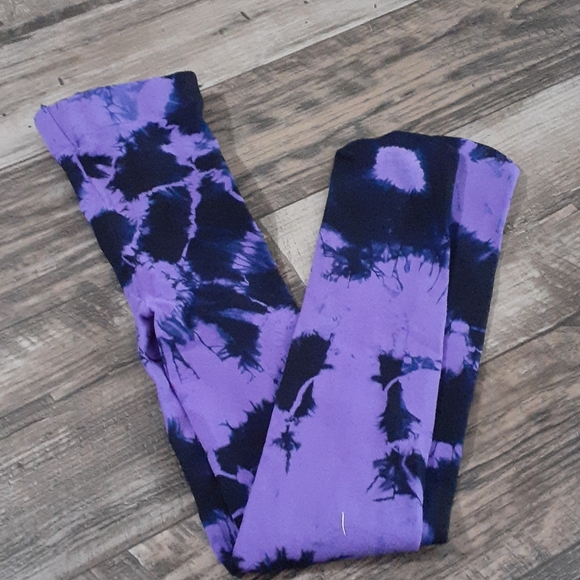 We Love Colors Accessories - NWOT We Love Colors Tie Dye Tights Size S/M